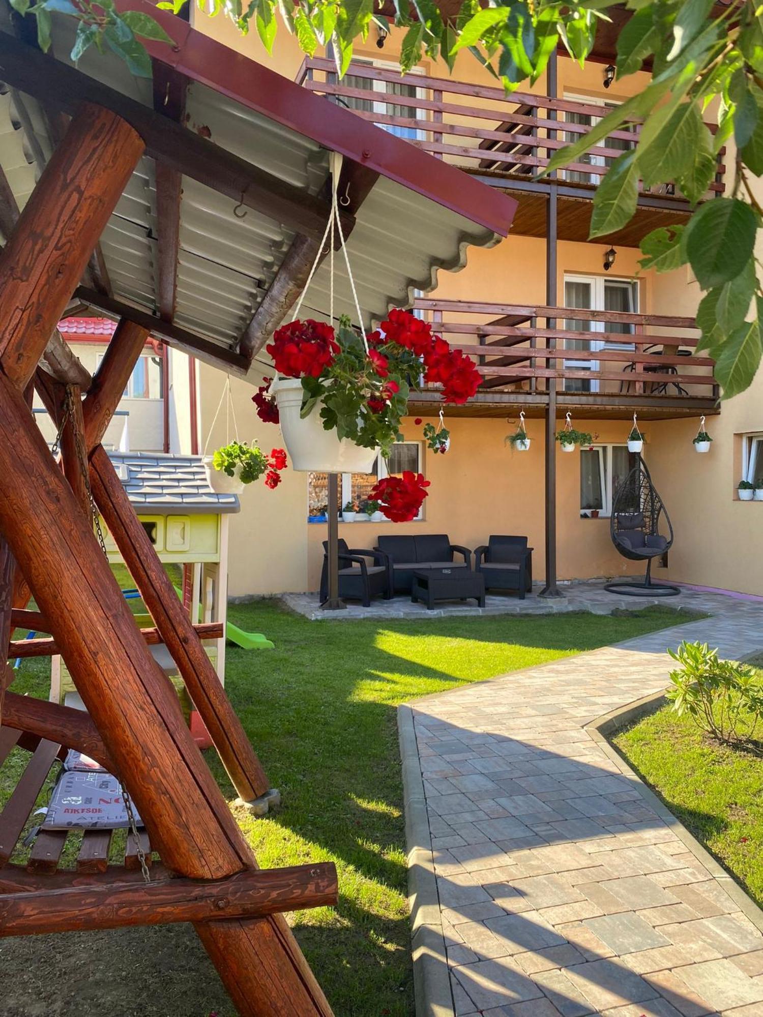 Pensiunea Casa Alexandra Vatra Dornei Exterior photo